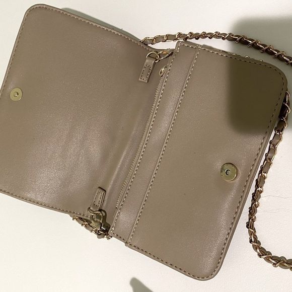 Bebe Women's Purse Sophia Crossbody Small Quilted Bag - Picture 3 of 5